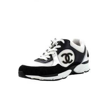 Chanel Women's CC Low-Top Sneakers Leather and Fabric with Suede