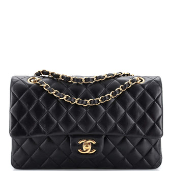 Chanel Black Quilted Lambskin Medium Vintage Classic Double Flap