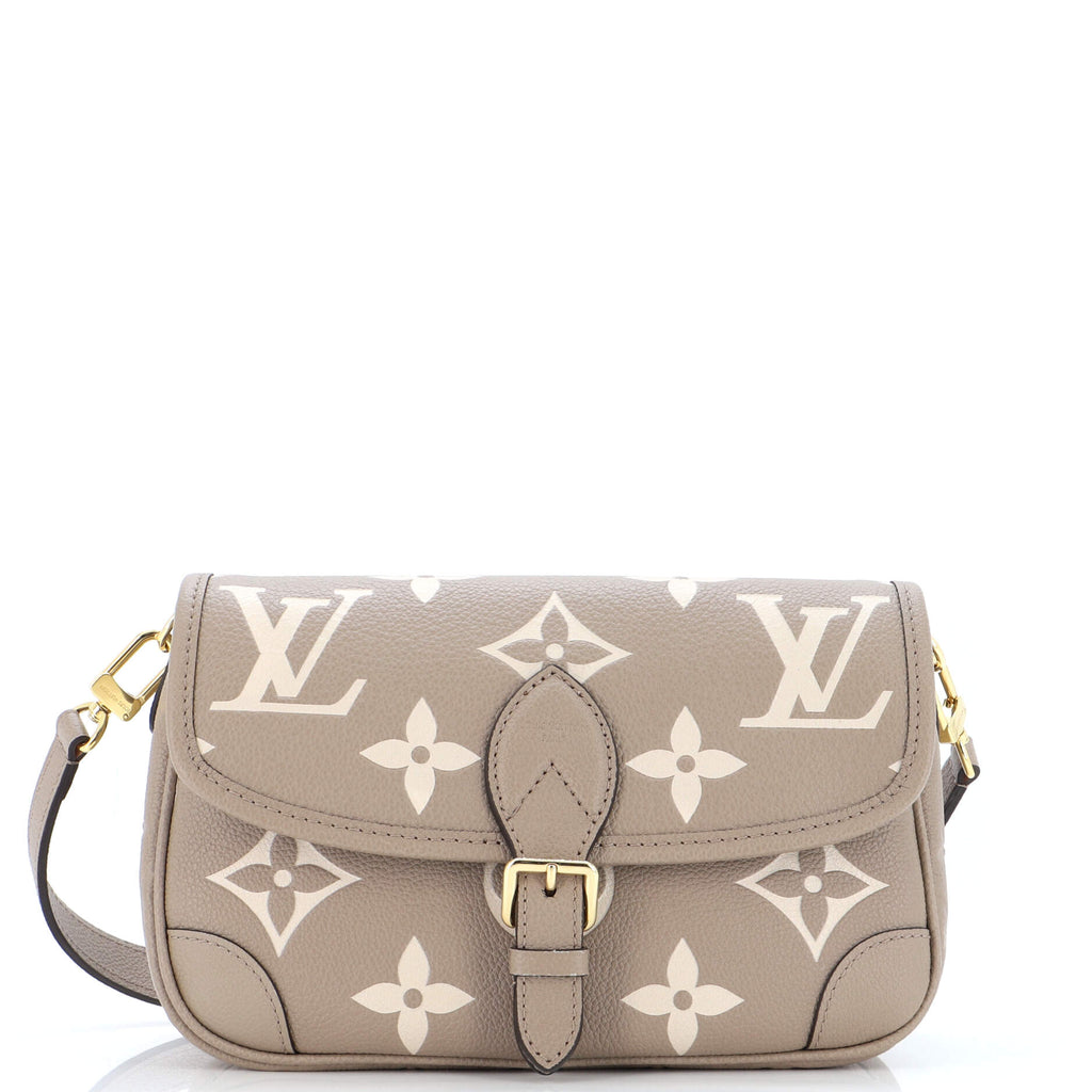 LOUIS VUITTON レディース バングル Louis Vuitton Diane NM Handbag Bicolor Monogram Empreinte Giant 251456