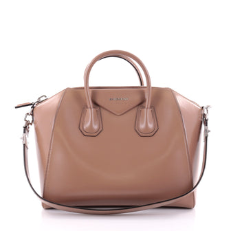Givenchy Antigona Bag Glazed Leather Medium Neutral 2517101