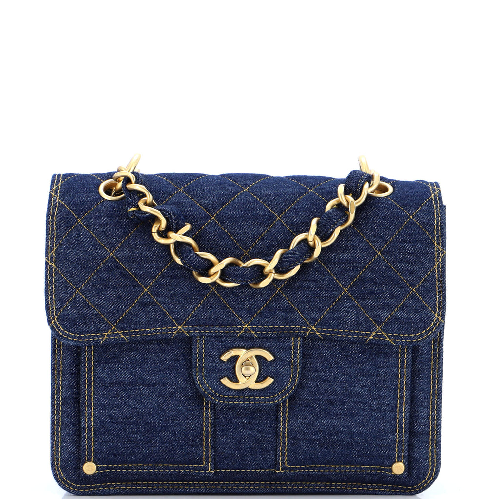 CHANEL デニムロゴバッグ Chanel Double You CC Flap Backpack Quilted Denim Blue 2521891