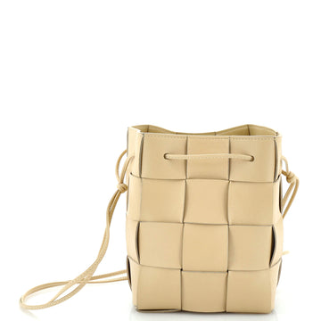 Bottega Veneta Cassette Bucket Bag Maxi Intrecciato Leather Small