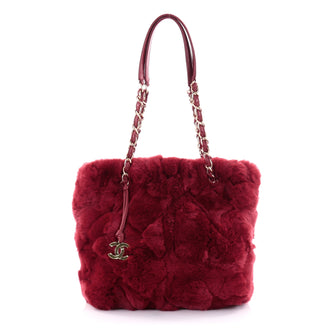 Chanel Vintage CC Charm Tote Lapin Fur Medium Red 2539619
