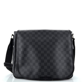 Louis Vuitton Daniel Messenger Bag Damier Graphite MM