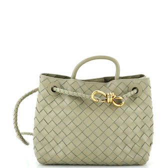 Bottega Veneta Andiamo Top Handle Bag Intrecciato Nappa Small