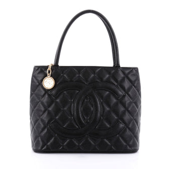 Chanel Medallion Tote Quilted Caviar Black 2582701