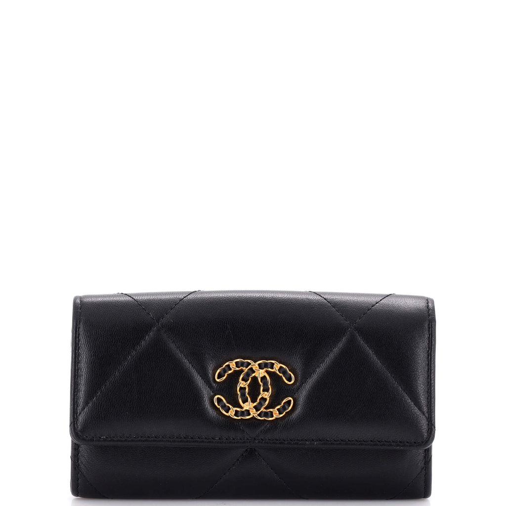 19 Flap Wallet Quilted Lambskin Long / black