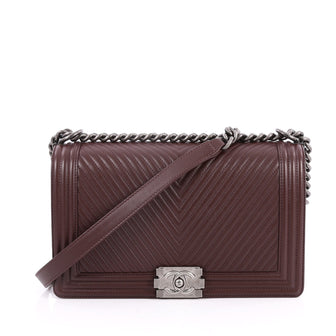 Chanel Boy Flap Bag Chevron Calfskin New Medium Purple 2587803