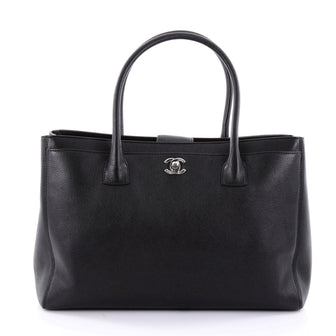 Chanel Cerf Executive Tote Leather Medium Black 2592301