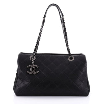 Chanel CC Angle Tote Embossed Quilted Leather Medium 2602001