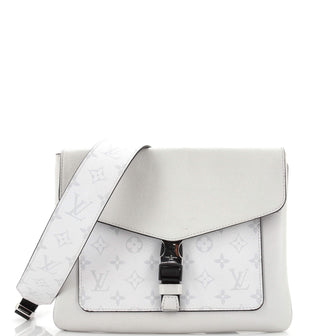 Louis Vuitton Outdoor Flap Messenger Monogram Taigarama