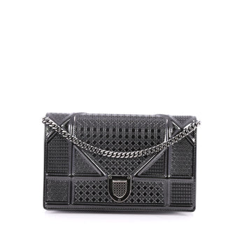 Diorama Wallet on Chain Cannage Embossed Calfskin