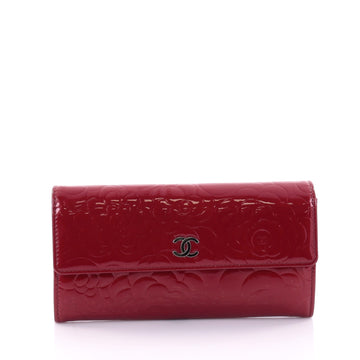 Chanel CC Gusset Flap Wallet Camellia Patent Long Red 2660603