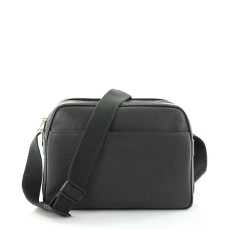Louis Vuitton Reporter Bag Taiga Leather PM Green 2686501