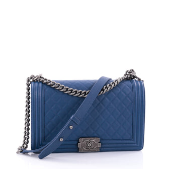 Chanel Boy Flap Bag Quilted Caviar New Medium Blue 2708107