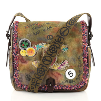 Chanel On The Pavements Graffiti Messenger Bag Canvas Small Green 2749001