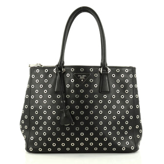 Prada Grommet Galleria Crossbody Bag City Calfskin 2783301