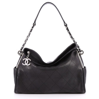 Chanel Ultimate Soft Hobo Quilted Leather Medium Black 2813702