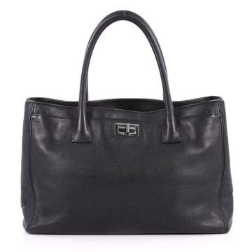 Chanel Reissue Cerf Executive Tote Leather Medium Black 2858403