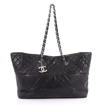 Chanel In The Business Tote Quilted Lambskin Large Black 2868203