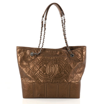 Chanel Shopping In Moscow Tote Quilted Distressed 2889702