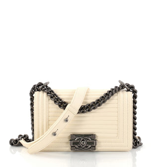 Chanel Boy Flap Bag Horizontal Quilted Leather Small 2897301