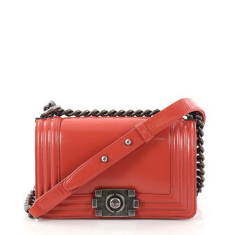 Chanel Reverso Boy Flap Bag Glazed Calfskin Small Red 2909502