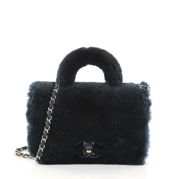 Chanel Paris Cosmopolite Top Handle Bag Fur Small Blue 2980402