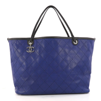 Chanel Fever Tote Quilted Caviar XL Blue 3128003