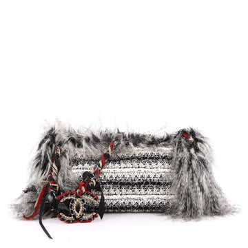 Chanel Inuit Fantasy Shoulder Bag Quilted Tweed with 3162401