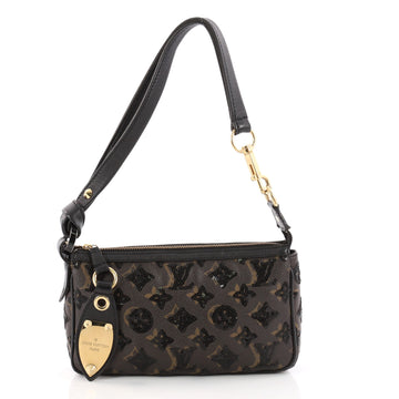 Louis Vuitton Pochette Limited Edition Monogram Eclipse 3194801