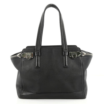 Salvatore Ferragamo Verve Tote Leather Medium Black 3302101