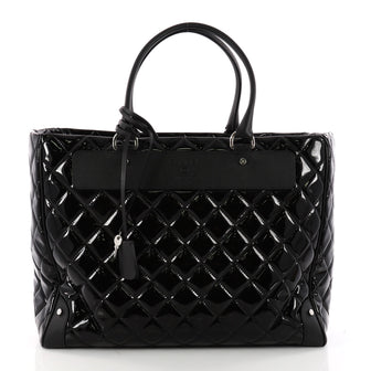 Chanel Zip Top Shopper Quilted Patent Large Black 3312907