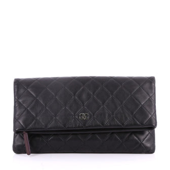 Chanel Beauty CC Clutch Quilted Lambskin Black 3318901