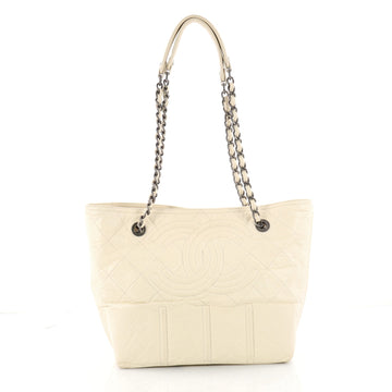 Chanel Shopping In Moscow Tote Quilted Distressed Leather Small White 3346103