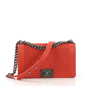 Chanel Boy Flap Bag Chevron Calfskin Old Medium Red 3380406