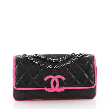 Chanel Divine Flap Bag Quilted Lambskin Medium Black 3418801