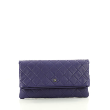 Chanel Beauty CC Clutch Quilted Lambskin Purple 3422403