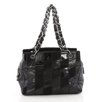 Chanel Zip Tote Mixed Media Patchwork Medium Black 3465601