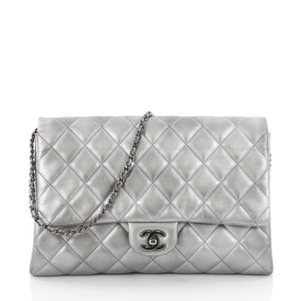 Chanel Clutch with Chain Quilted Lambskin Silver 3543104