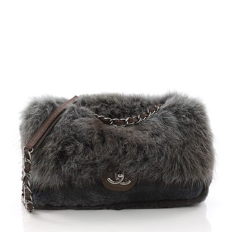 Chanel Zip Flap Bag Fur Medium Gray 3579401