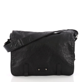 Balenciaga Utility Classic Studs Messenger Bag Leather 3594301