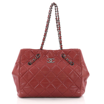 Chanel Cells Tote Quilted Caviar Large Red 3621806