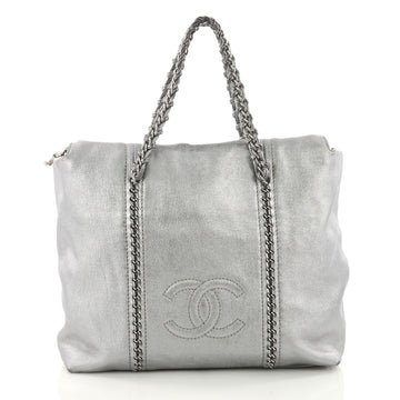 Chanel Luxe Ligne ZIp Top Tote Calfskin Large Silver 36545/21