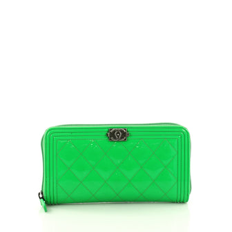 Chanel Boy Zip Around Wallet Quilted Patent Long  Green 36545/26