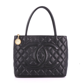 Chanel Model: Medallion Tote Quilted Caviar Black 37077/24