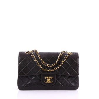 Chanel Model: Vintage Classic Double Flap Bag Quilted Lambskin Small  Black 37316/174