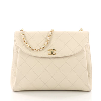 Chanel Vintage Round Flap Bag Quilted Lambskin Medium 37370214