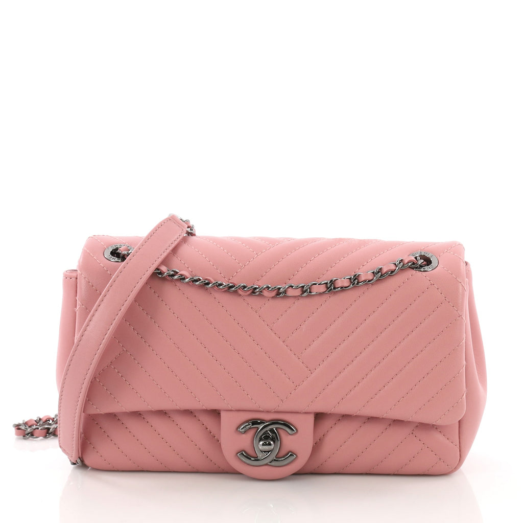Chanel Cruise Handbag 377691