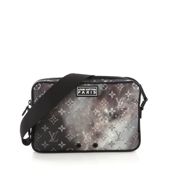 Louis Vuitton Alpha Messenger Bag Limited Edition 3831112